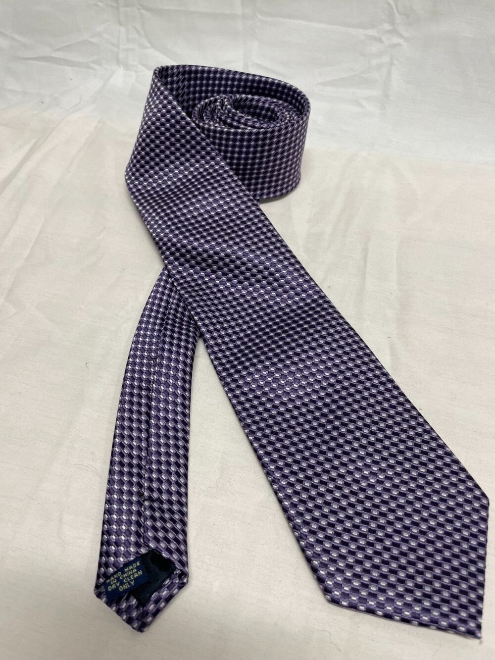 Versa Collezioni 100% Silk Men's Tie Purple Geometric Micro-Check Pattern